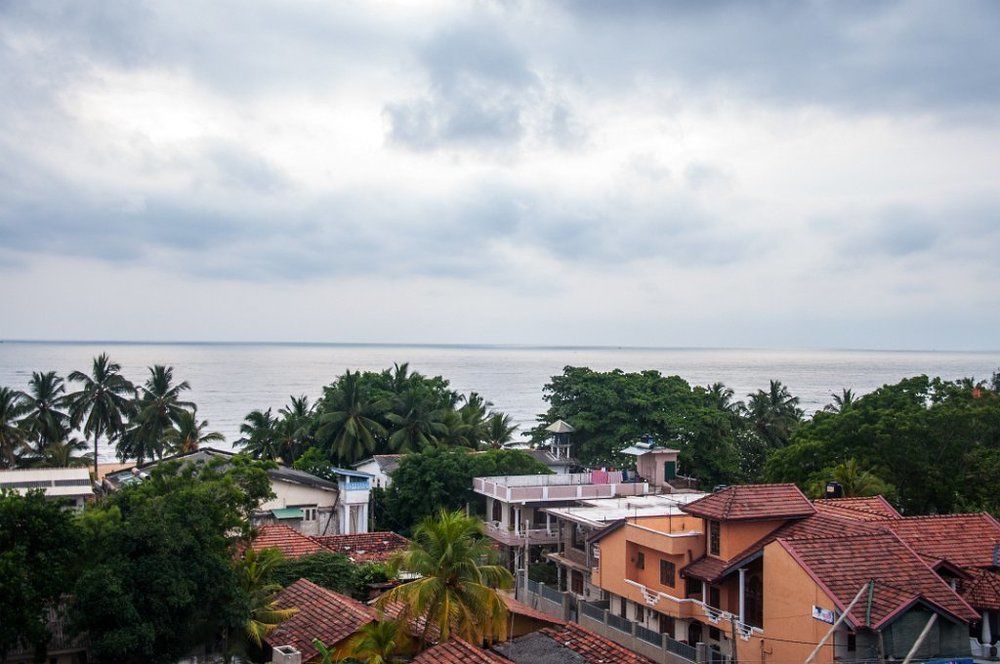 Hotel Marine At Negombo Beach Экстерьер фото